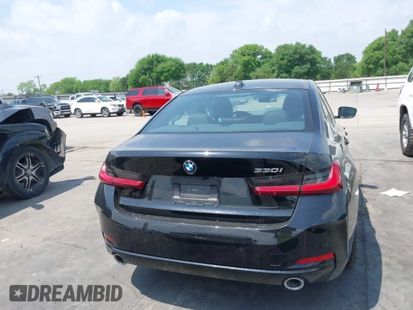 2025 BMW 3 Series 330i with VIN 3MW69CW08S8F04505, listed as a IAAI auction lot 41951475 with 6,053 mi miles and . Bid and sale history available at carsss.com. Image 17.