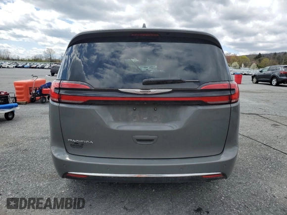 2022 Chrysler Pacifica Touring L with VIN 2C4RC1BG7NR154314, listed as a Copart auction lot 53502335 with 77,511 mi miles and Salvage Title. Bid and sale history available at DreamBid. Image 6.
