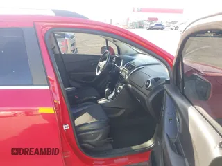 2016 Chevrolet Trax LT with VIN KL7CJLSB5GB592016, listed as a IAAI auction lot 41796459 with 112,131 mi miles. Bid and sale history available at carsss.com. Image 5.
