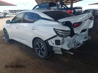 2024 Nissan Sentra SV с VIN 3N1AB8CV3RY257146, выставлен на аукционе IAAI как лот 41903092 с пробегом 24 423 миль миль и . История ставок и продаж доступна на DreamBid. Изображение 3.