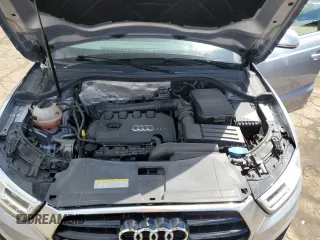 2017 Audi Q3 Prestige z VIN WA1GCCFS0HR005569, wystawiony jako Copart lot #57902185 z przebiegiem 89 900 mil mil oraz Szkody całkowita. Historia ofert i sprzedaży dostępna na DreamBid. Obrazek 12.