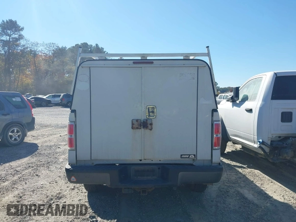 2013 Ford F-150 XL z VIN 1FTNF1EF8DKD73580, wystawiony jako IAAI lot #40567650 z przebiegiem 224 487 mil mil oraz . Historia ofert i sprzedaży dostępna na DreamBid. Obrazek 16.