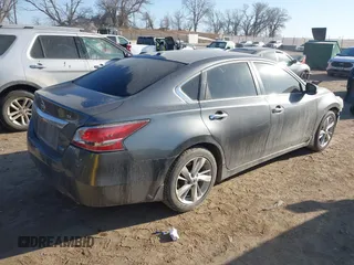 2014 Nissan Altima SL with VIN 1N4AL3AP2EC145724, listed as a IAAI auction lot 41785403 with 241,613 mi miles and . Bid and sale history available at DreamBid. Image 4.