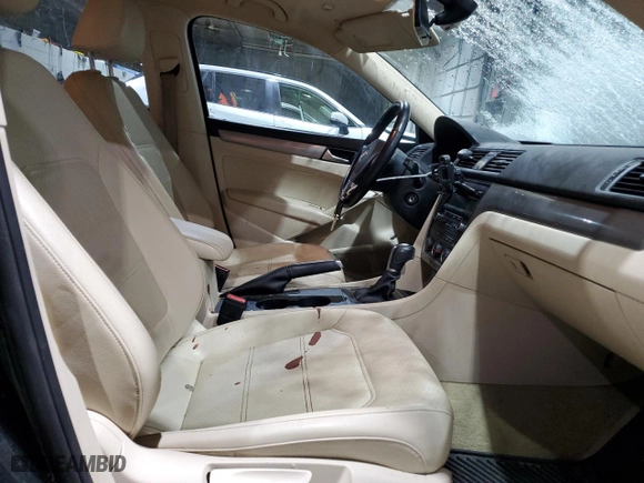 2014 Volkswagen Passat Wolfsburg Ed with VIN 1VWAT7A30EC046539, listed as a Copart auction lot 88930365 with 114,991 mi miles and Salvage Title. Bid and sale history available at carsss.com. Image 7.