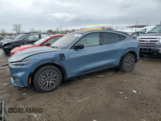 2024 Ford Mustang Mach-E Premium с VIN 3FMTK3S54RMA42775, выставлен на аукционе Copart как лот 53833685 с пробегом 3 194 миль миль и На запчасти • Non repairable. История ставок и продаж доступна на DreamBid. Изображение 1.