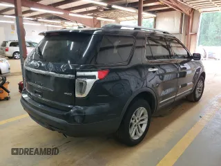 2011 Ford Explorer XLT with VIN 1FMHK8D83BGA14458, listed as a Copart auction lot 55672445 with 214,669 mi miles and Salvage title. Bid and sale history available at DreamBid. Image 3.