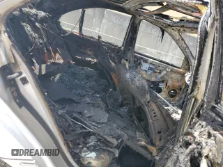 2005 Mercedes-Benz C 240 с VIN WDBRF61J75F592502, выставлен на аукционе Copart как лот 58052075 с пробегом Не указан миль и На запчасти • Non repairable. История ставок и продаж доступна на DreamBid. Изображение 10.