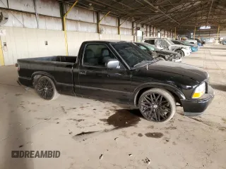 2000 GMC Sonoma with VIN 1GTCS1443YK167169, listed as a Copart auction lot 42764655 with 182,859 mi miles and Salvage Title. Bid and sale history available at carsss.com. Image 4.