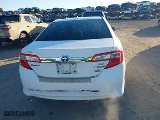 2014 Toyota Camry Hybrid LE with VIN 4T1BD1FK7EU114178, listed as a IAAI auction lot 41833139 with 175,117 mi miles. Bid and sale history available at carsss.com. Image 16.