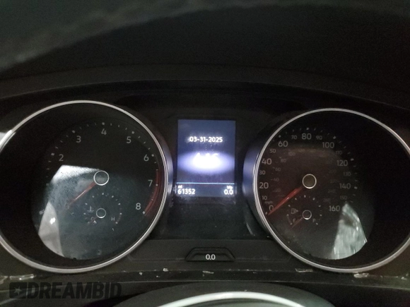 2018 Volkswagen Tiguan SEL with VIN 3VV3B7AX7JM055203, listed as a Copart auction lot 51358485 with 61,352 mi miles and Salvage Title. Bid and sale history available at DreamBid. Image 9.