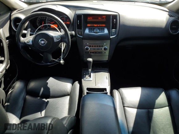 2011 Nissan Maxima S z VIN 1N4AA5AP8BC867065, wystawiony jako Copart lot #56798125 z przebiegiem 118 074 mil mil oraz Szkoda całkowita • Salvage title. Historia ofert i sprzedaży dostępna na DreamBid. Obrazek 8.