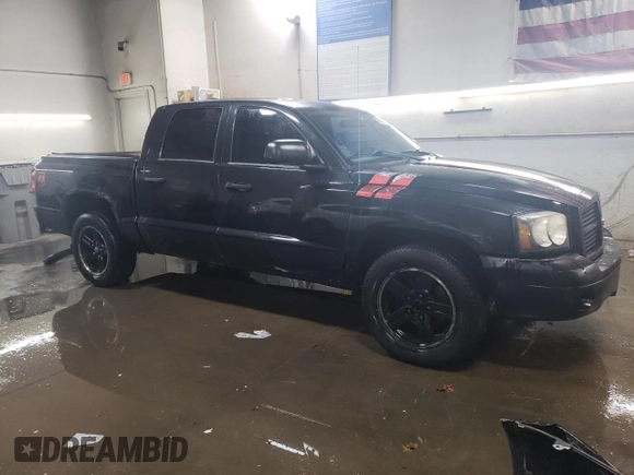2007 Dodge Dakota SLT with VIN 1D7HW48K17S263679, listed as a Copart auction lot 86000434 with 183,379 mi miles and Salvage Title. Bid and sale history available at carsss.com. Image 4.