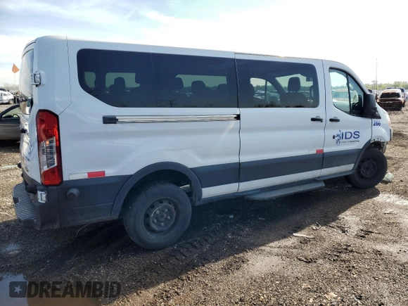 2017 Ford Transit XL z VIN 1FBZX2YM5HKB02355, wystawiony jako Copart lot #54550235 z przebiegiem 76 084 mil mil oraz Szkoda całkowita • Salvage title. Historia ofert i sprzedaży dostępna na DreamBid. Obrazek 3.