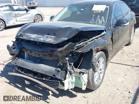 2015 Infiniti Q50 Premium with VIN JN1BV7AP9FM348009, listed as a IAAI auction lot 41852281 with 124,118 mi miles. Bid and sale history available at carsss.com. Image 6.