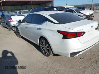 2020 Nissan Altima Platinum with VIN 1N4BL4FV3LC127019, listed as a IAAI auction lot 41982226 with 96,606 mi miles and . Bid and sale history available at carsss.com. Image 3.