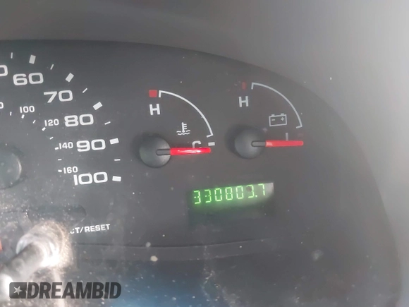 2008 Ford Econoline Passenger XL with VIN 1FBSS31L08DB22945, listed as a IAAI auction lot 41315012 with 330,809 mi miles and . Bid and sale history available at DreamBid. Image 7.
