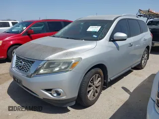 2015 Nissan Pathfinder SL with VIN 5N1AR2MN4FC698515, listed as a IAAI auction lot 41853681 with 179,260 mi miles and . Bid and sale history available at DreamBid. Image 17.
