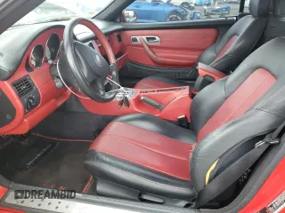 2003 Mercedes-Benz SLK 230 Kompressor z VIN WDBKK49F93F277828, wystawiony jako Copart lot #58344925 z przebiegiem Nie podano mil oraz Czysty tytuł • Clean title. Historia ofert i sprzedaży dostępna na DreamBid. Obrazek 7.