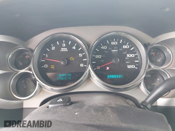 2007 Chevrolet Silverado 1500 1LT with VIN 2GCEK19CX71579533, listed as a IAAI auction lot 42247899 with 173,614 mi miles and . Bid and sale history available at DreamBid. Image 15.
