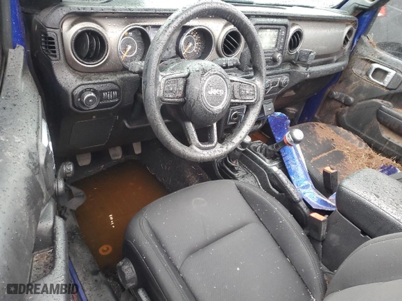 2018 Jeep Wrangler Unlimited Sport with VIN 1C4HJXDG6JW300124, listed as a Copart auction lot 82143214 with NaN miles and Salvage Title. Bid and sale history available at carsss.com. Image 8.