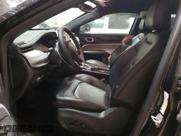 2024 Jeep Compass Latitude Lux с VIN 3C4NJDFN9RT133806, выставлен на аукционе Copart как лот 54915595 с пробегом 11 991 миль миль и Списание • Salvage title. История ставок и продаж доступна на DreamBid. Изображение 7.