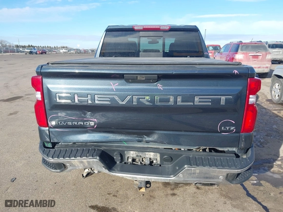 2019 Chevrolet Silverado 1500 LTZ with VIN 1GCUYGED2KZ244746, listed as a IAAI auction lot 41424769 with 38,467 mi miles. Bid and sale history available at carsss.com. Image 16.
