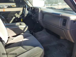 2004 Chevrolet Silverado 1500 LS with VIN 1GCEK19V34E353992, listed as a Copart auction lot 46092805 with 204,240 mi miles and Salvage Title. Bid and sale history available at carsss.com. Image 8.