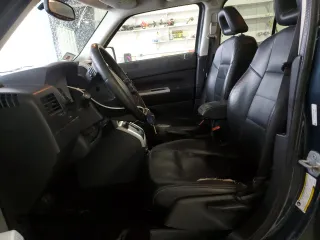 2008 Jeep Patriot Limited with VIN 1J8FT48W48D648696, listed as a Copart auction lot 45197545 with 210,250 mi miles and Salvage Title. Bid and sale history available at DreamBid. Image 7.