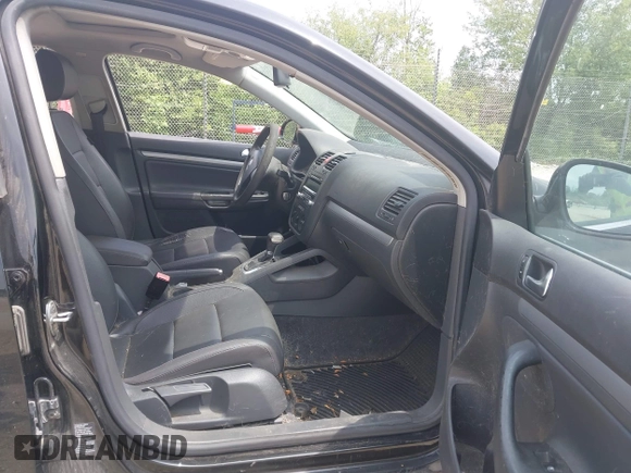 2006 Volkswagen Jetta 2.5L с VIN 3VWSF81K46M786118, выставлен на аукционе IAAI как лот 42700528 с пробегом 213 569 миль миль и . История ставок и продаж доступна на DreamBid. Изображение 5.
