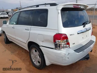 2007 Toyota Highlander w/3rd Row with VIN JTEDP21A270127208, listed as a IAAI auction lot 41905738 with 183,099 mi miles. Bid and sale history available at carsss.com. Image 3.