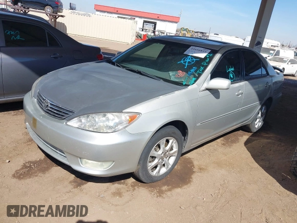 2006 Toyota Camry LE z VIN 4T1BF30K96U115963, wystawiony jako IAAI lot #41616833 z przebiegiem 237 404 mil mil oraz . Historia ofert i sprzedaży dostępna na DreamBid. Obrazek 2.