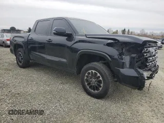 2023 Toyota Tundra Platinum with VIN 5TFNA5DB2PX085582, listed as a Copart auction lot 89322415 with 40,709 mi miles and Salvage title. Bid and sale history available at DreamBid. Image 4.