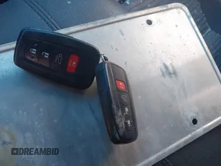 2020 Toyota RAV4 Hybrid XSE с VIN 2T3EWRFV8LW049670, выставлен на аукционе IAAI как лот 42432158 с пробегом 144 118 миль миль и . История ставок и продаж доступна на DreamBid. Изображение 11.