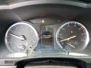 2015 Toyota Highlander XLE z VIN 5TDKKRFH0FS097839, wystawiony jako Copart lot #57030755 z przebiegiem 105 997 mil mil oraz Szkoda całkowita • Salvage title. Historia ofert i sprzedaży dostępna na DreamBid. Obrazek 9.