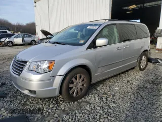 2009 Chrysler Town & Country Touring with VIN 2A8HR54X49R591099, listed as a Copart auction lot 45505515 with 185,169 mi miles and Salvage Title. Bid and sale history available at DreamBid. Image 1.