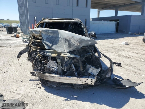 2019 Toyota Highlander SE with VIN 5TDKZRFH6KS556880, listed as a Copart auction lot 48111345 with 0 mi miles and Non Repairable. Bid and sale history available at carsss.com. Image 5.