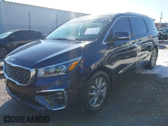 2020 Kia Sedona EX with VIN KNDMC5C18L6615178, listed as a IAAI auction lot 41618042 with 42,283 mi miles. Bid and sale history available at carsss.com. Image 2.