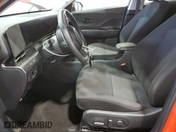 2024 Hyundai Kona SEL with VIN KM8HBCABXRU179860, listed as a Copart auction lot 61502185 with 19,376 mi miles and Clean title. Bid and sale history available at DreamBid. Image 7.