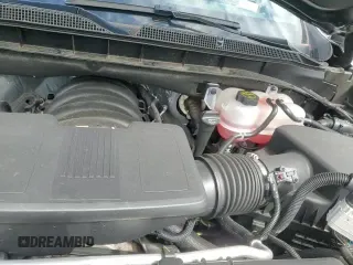 2025 Chevrolet Tahoe RST z VIN 1GNS6RRD1SR108439, wystawiony jako Copart lot #85718905 z przebiegiem 7 068 mil mil oraz Szkoda całkowita • Salvage title. Historia ofert i sprzedaży dostępna na DreamBid. Obrazek 14.