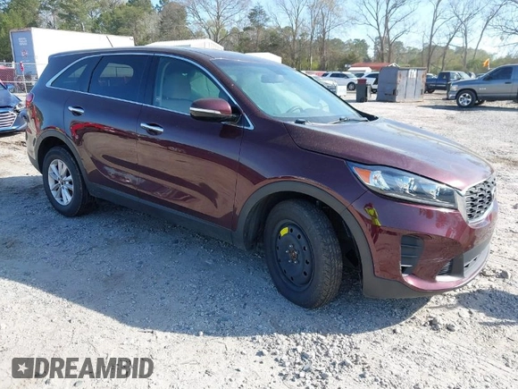 2020 Kia Sorento LX with VIN 5XYPG4A38LG658867, listed as a IAAI auction lot 41904018 with 48,499 mi miles. Bid and sale history available at carsss.com. Image 1.
