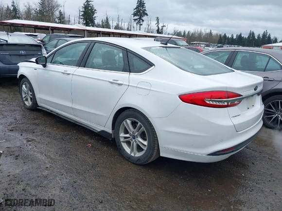 2018 Ford Fusion SE with VIN 3FA6P0HD7JR180937, listed as a IAAI auction lot 41841957 with 106,231 mi miles. Bid and sale history available at carsss.com. Image 3.