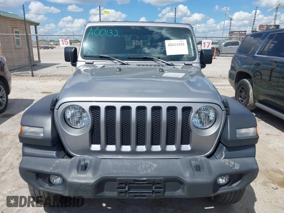 2021 Jeep Wrangler Unlimited Freedom z VIN 1C4HJXDN2MW544730, wystawiony jako IAAI lot #42624402 z przebiegiem 60 993 mil mil oraz . Historia ofert i sprzedaży dostępna na DreamBid. Obrazek 6.