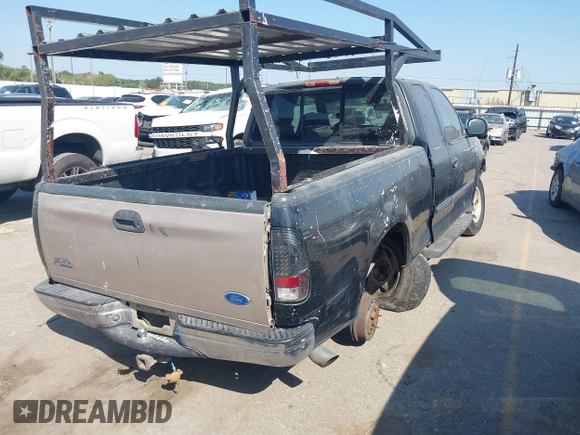 1999 Ford F-150 с VIN 1FTRX17W5XNA42082, выставлен на аукционе IAAI как лот 40599993 с пробегом Не указан миль и . История ставок и продаж доступна на DreamBid. Изображение 4.