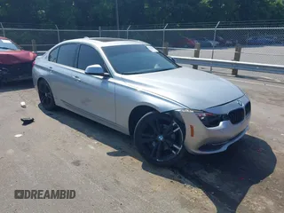 2017 BMW 3 Series 330i с VIN WBA8B9G33HNU56443, выставлен на аукционе IAAI как лот 42416418 с пробегом 84 537 миль миль и . История ставок и продаж доступна на DreamBid. Изображение 1.