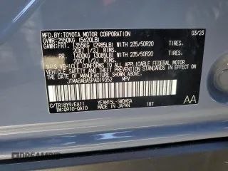 2023 Subaru Solterra Premium z VIN JTMABABA5PA019352, wystawiony jako Copart lot #43404604 z przebiegiem 9 903 mil mil oraz . Historia ofert i sprzedaży dostępna na DreamBid. Obrazek 12.
