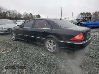 2006 Mercedes-Benz S 500 z VIN WDBNG75J16A479767, wystawiony jako Copart lot #85027454 z przebiegiem 170 381 mil mil oraz Czysty tytuł • Clean title. Historia ofert i sprzedaży dostępna na DreamBid. Obrazek 2.