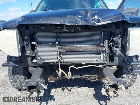 2007 Ford Expedition XLT with VIN 1FMFU165X7LA34698, listed as a IAAI auction lot 41699017 with 274,580 mi miles and . Bid and sale history available at DreamBid. Image 12.