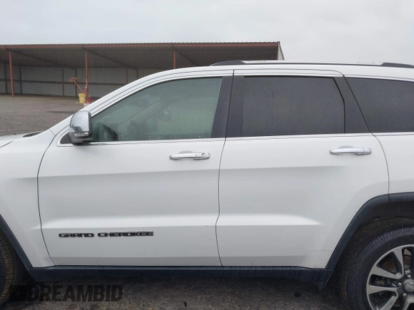 2018 Jeep Grand Cherokee Limited with VIN 1C4RJFBG8JC245999, listed as a IAAI auction lot 42345499 with 90,670 mi miles and . Bid and sale history available at DreamBid. Image 14.