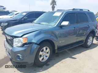 2011 Ford Escape Hybrid с VIN 1FMCU4K35BKA50010, выставлен на аукционе IAAI как лот 42170596 с пробегом 129 044 миль миль и . История ставок и продаж доступна на DreamBid. Изображение 2.