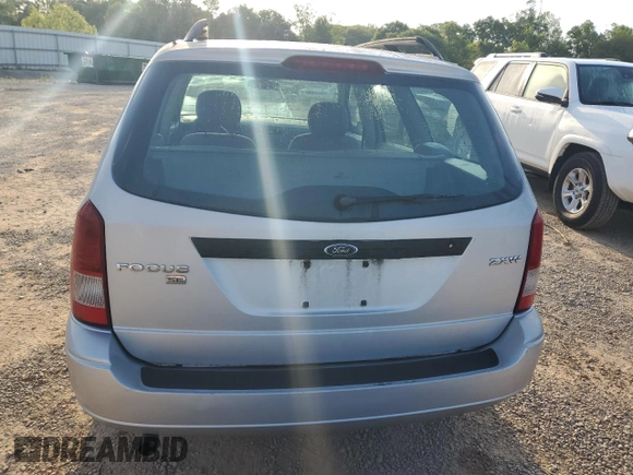 2005 Ford Focus SE with VIN 1FAFP36N55W155129, listed as a Copart auction lot 52940795 with 111,400 mi miles and Salvage Title. Bid and sale history available at carsss.com. Image 6.